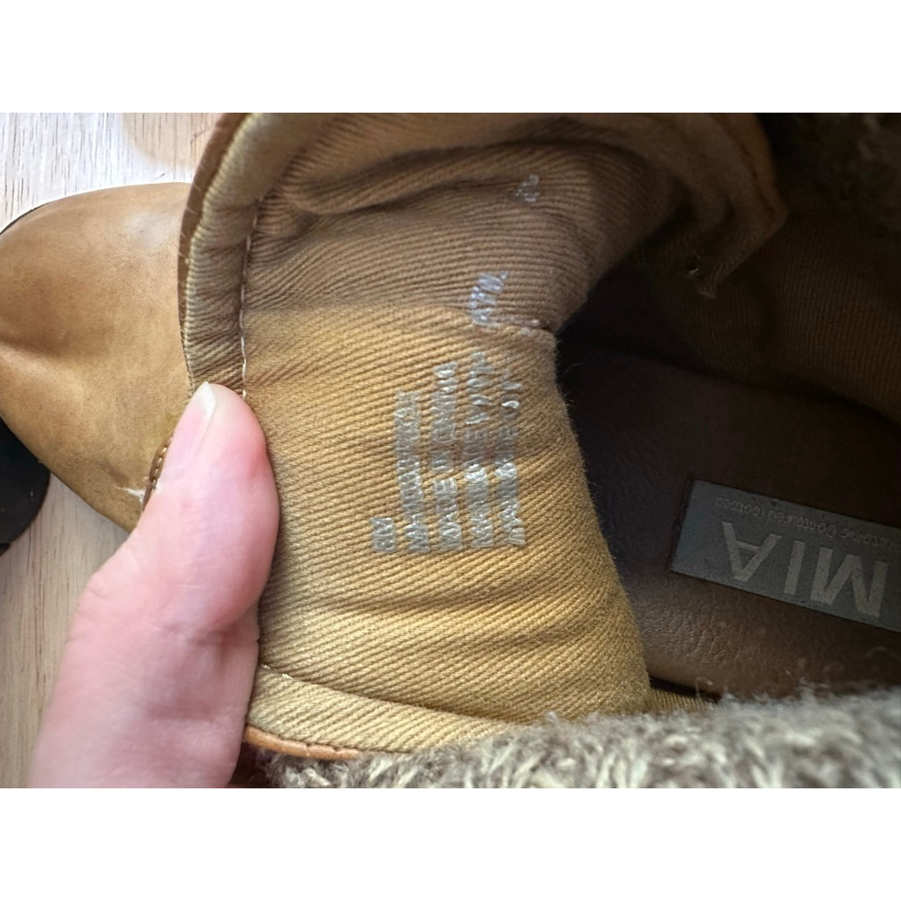 Women's MIA Brown Lace Up Boots with Black Soles, Size 8 - Picture 6 of 7
